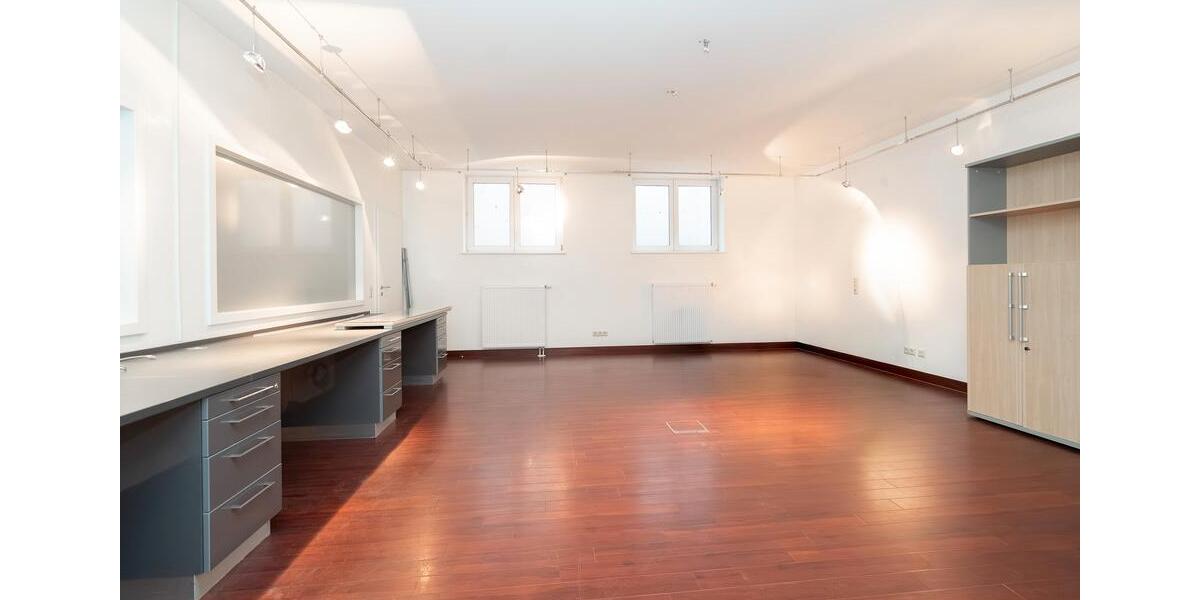 Gewerbeobjekt Bad Neustadt an der Saale - 900&euro; | Angebot:26196118