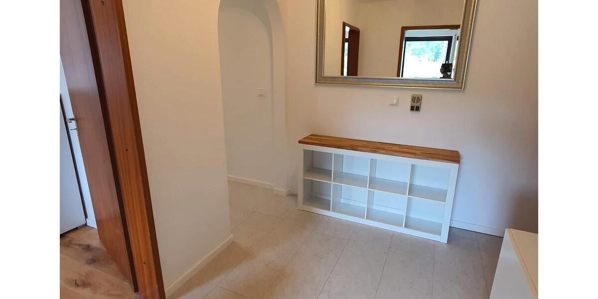 Etagenwohnung Höchberg - 3 Zimmer, 89 m&sup2;, 1.280&euro; | Angebot:26123357