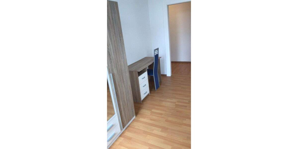 Etagenwohnung Plauen Stadtmitte - 4 Zimmer, 90 m&sup2;, 59.000&euro; | Angebot:25745243