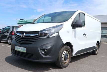 Opel Vivaro 131.843 km 10.990 € Paderborn Schloß-Neuhaus 33104