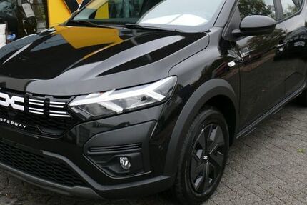 Dacia Sandero 2.500 km 21.490 &euro; Kerpen 50170