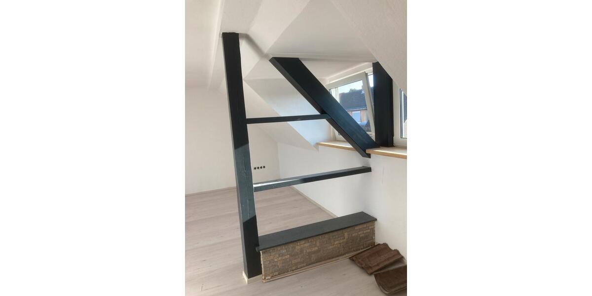 Dachgeschoßwohnung Dessau-Roßlau Dessau - 2.5 Zimmer, 80 m&sup2;, 680&euro; | Angebot:26671068