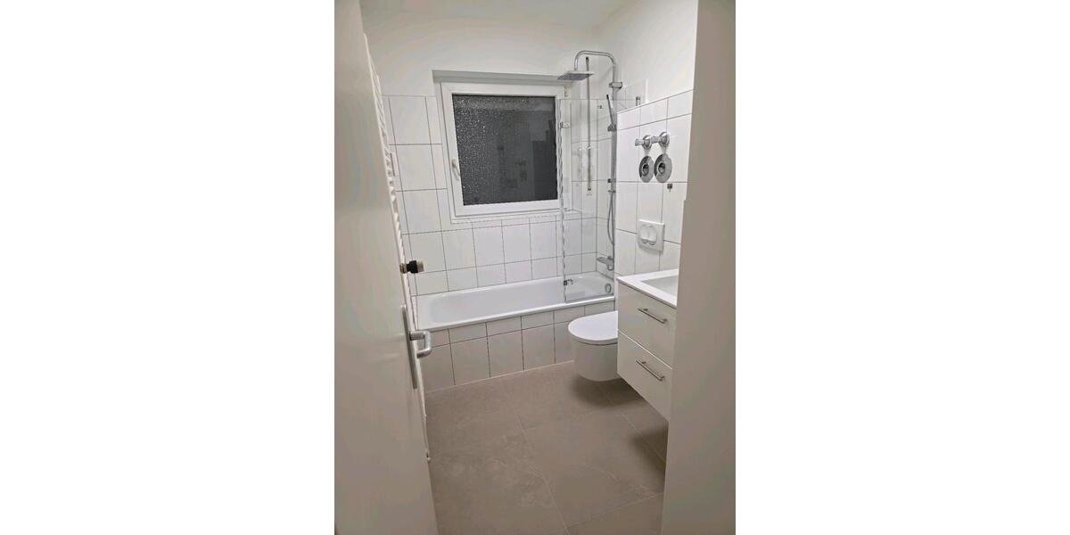 Dachgeschoßwohnung Hanau Großauheim - 2 Zimmer, 69 m&sup2;, 215.000&euro; | Angebot:27204272