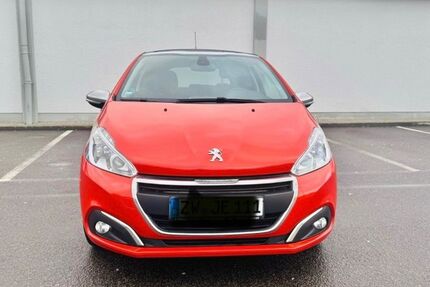 Peugeot 208 164.000 km 6.900 &euro; Zweibrücken 66482