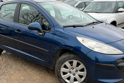 Peugeot 207 53.214 km 3.490 &euro; Berlin 13089