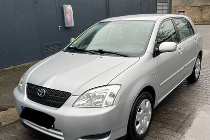 Toyota Corolla 174.500 km 2.999 &euro; Taunussstein 65232