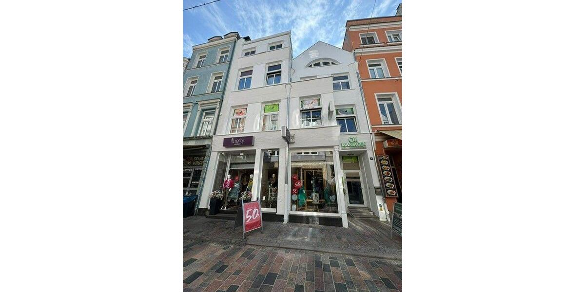 Dachgeschoßwohnung Rostock - 2 Zimmer, 108 m&sup2;, 1.365&euro; | Angebot:24878600