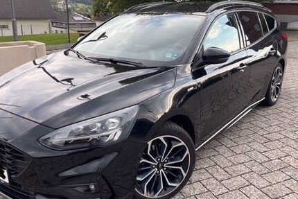 Ford Focus 75.000 km 14.690 &euro; Guckheim 56459