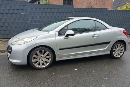 Peugeot 207 203.484 km 800 € Essen 45327
