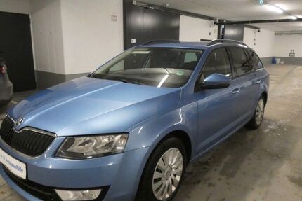 Skoda Octavia 460.521 km 5.450 &euro; München 81825