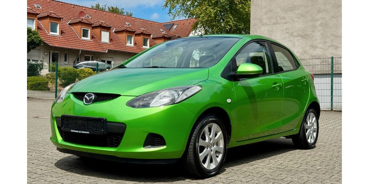 Mazda 2 114.000 km 3.900 &euro; Essen 45327