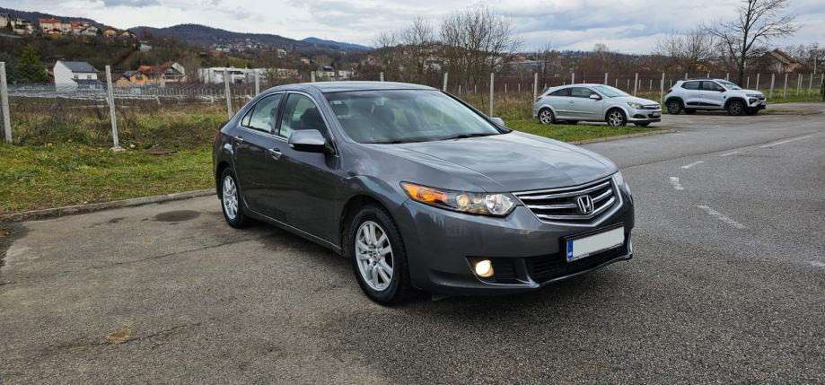 Honda Accord 285.000 km 4.600 € Leipzig 04155
