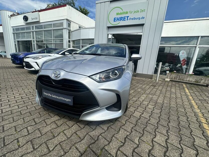 Yaris