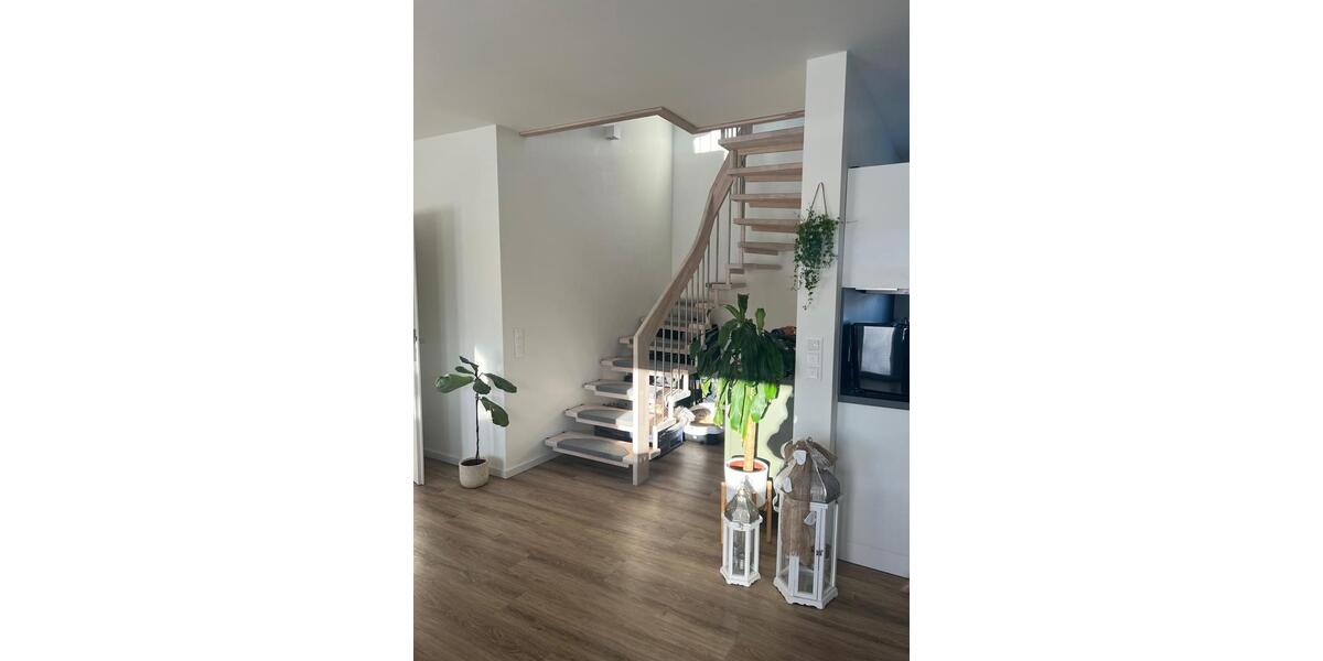 Doppelhaushälfte Schuby - 4 Zimmer, 110 m&sup2;, 1.375&euro; | Angebot:26034110