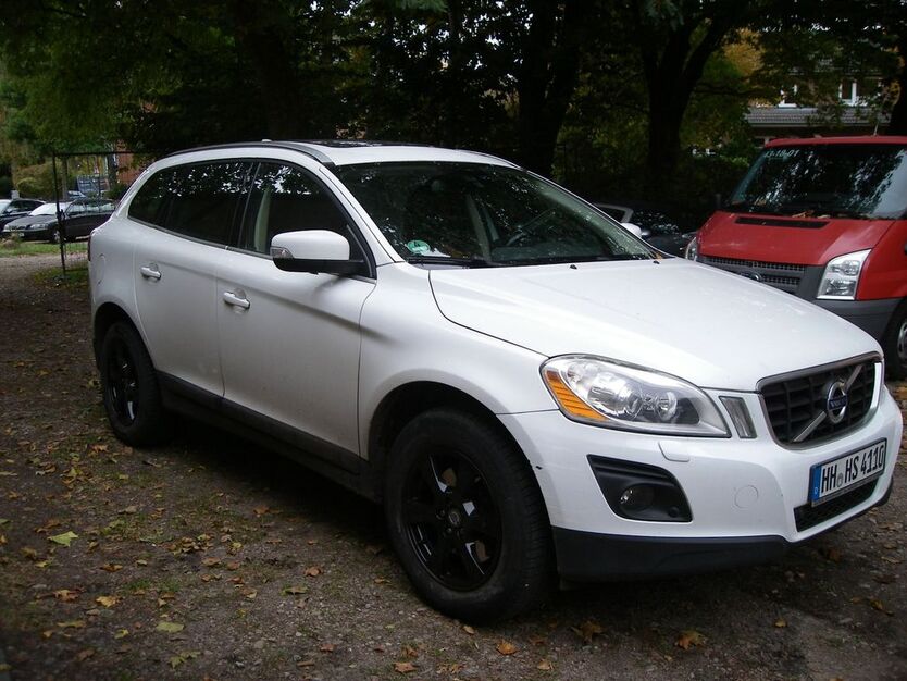 Volvo XC60 249.000 km 8.500 € Hamburg 22043