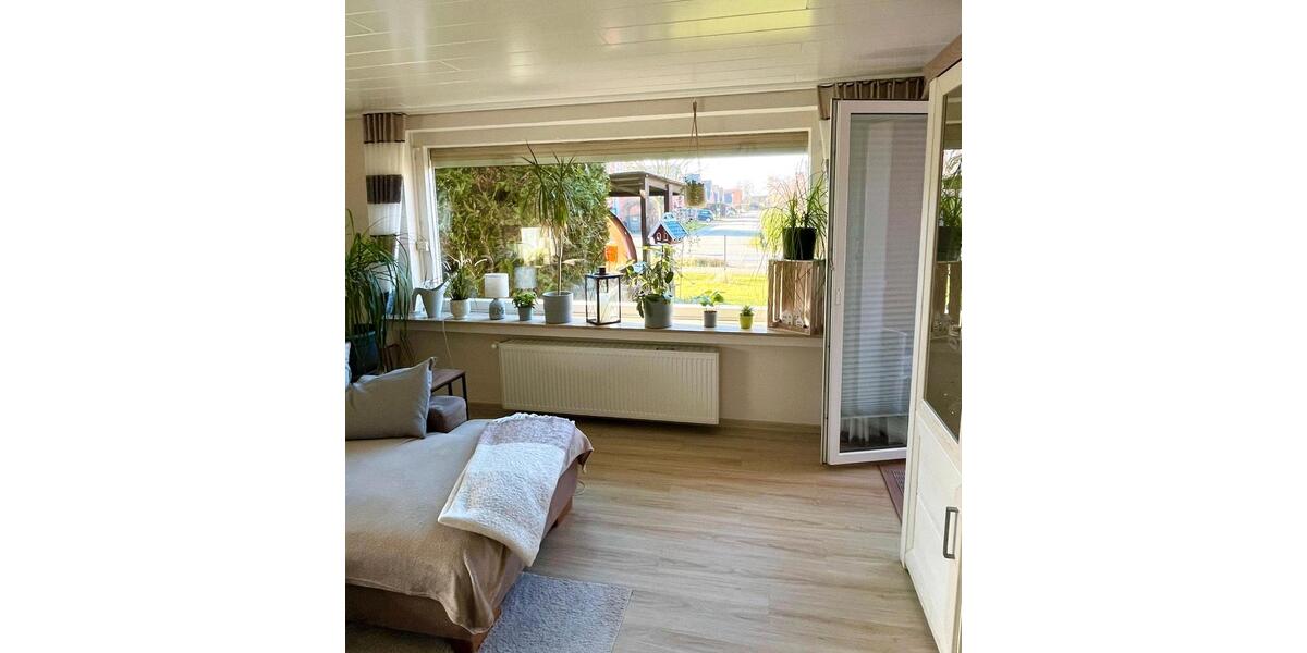 Erdgeschoßwohnung Esens - 3 Zimmer, 65 m&sup2;, 715&euro; | Angebot:25320544