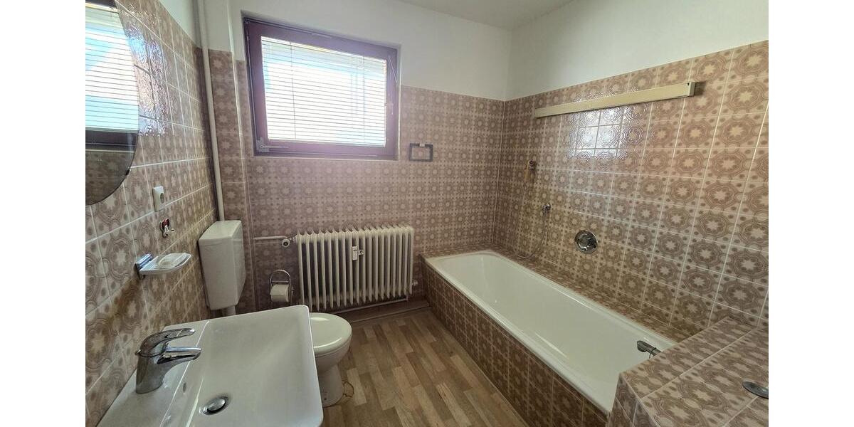 Etagenwohnung Bad Rodach - 6 Zimmer, 150 m&sup2;, 1.000&euro; | Angebot:26094590