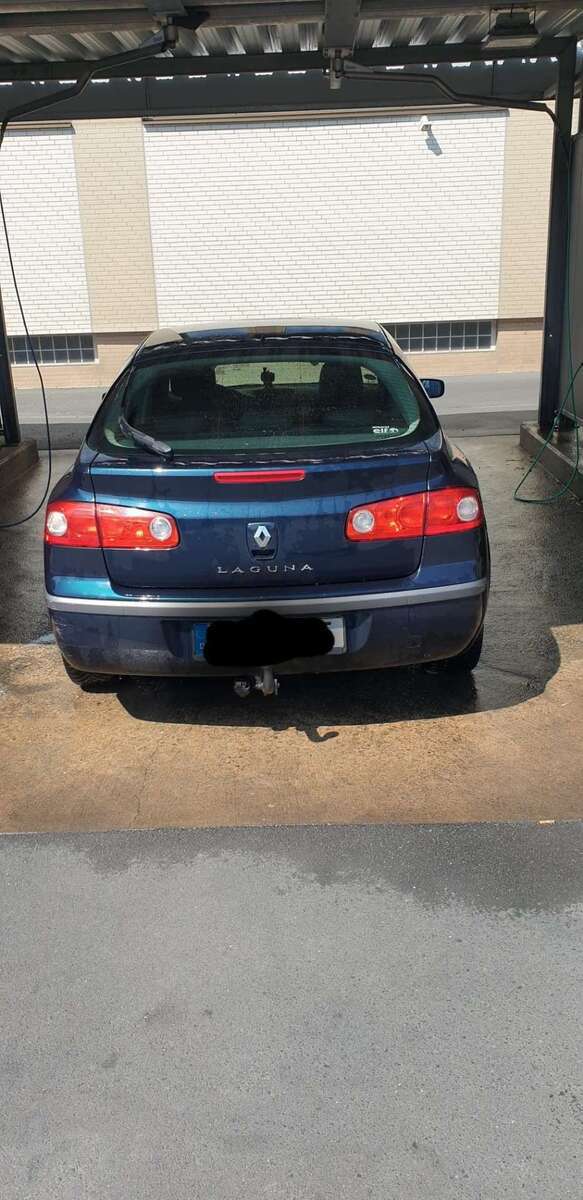 Renault Laguna 210.000 km 2.500 € Erlangen 91052