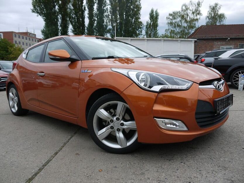 Veloster