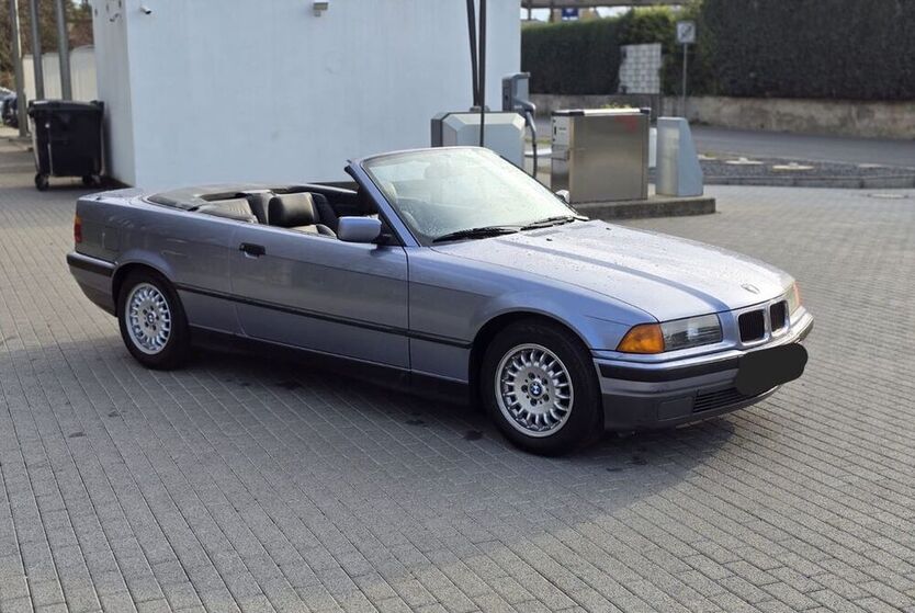 320