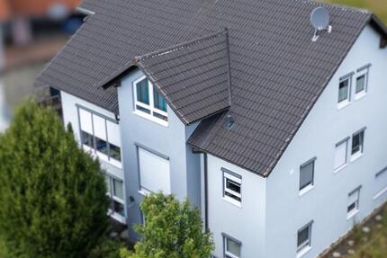 Einfamilienwohnhaus mit Einliegerwohnung und Doppelgarage 9 zimmer