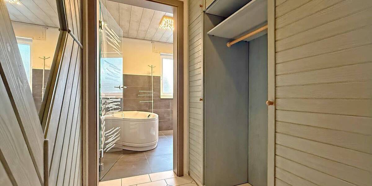 Etagenwohnung Lüchow (Wendland) Lüchow - 4 Zimmer, 104 m&sup2;, 930&euro; | Angebot:26246579