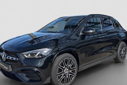 Mercedes-Benz GLA 180 8.000 km 48.960 € Meißen 01662