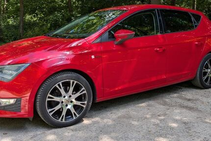 Seat Leon 230.000 km 5.600 &euro; Steinmauern 76479
