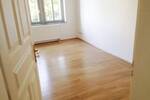 Schicke EG 3- Raum Wohnung im Herzen von Striesen mit Balkon, Marmorbad, Echtholzparkett, u.v.m.