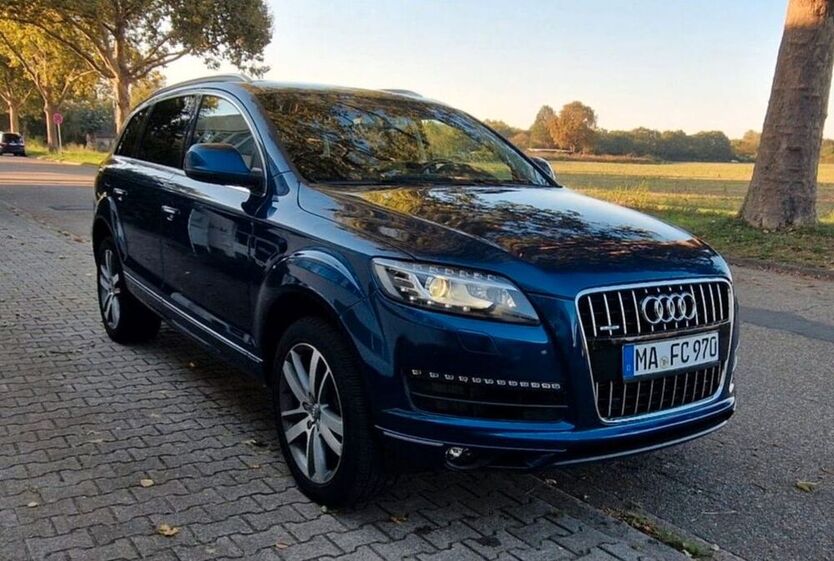 Q7