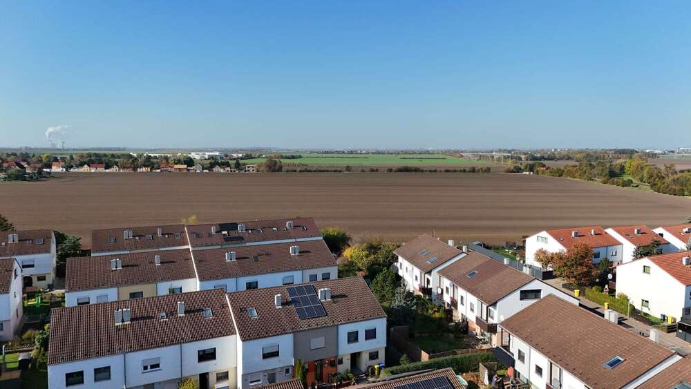 Charmantes Reihenmittelhaus mit Garten, Balkon, Garage und Keller in Großkugel 5 zimmer