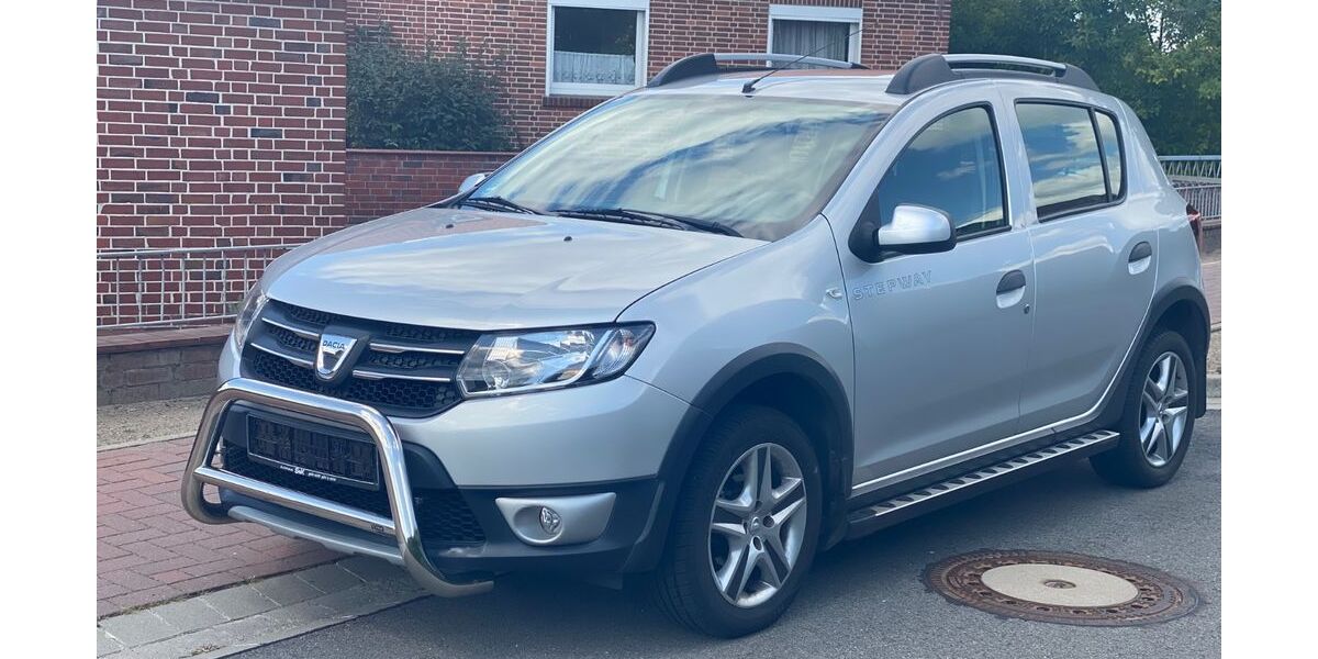 Dacia Sandero 71.189 km 5.900 &euro; Lüneburg 21337