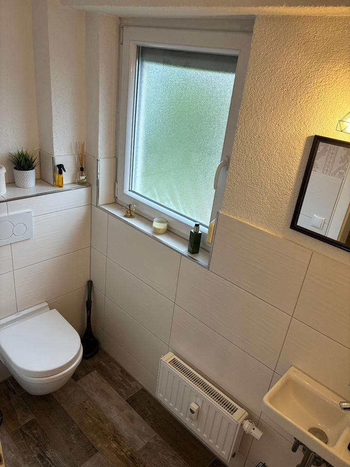 Familienfreundliche 5-Zimmer-Wohnung mit Balkon, Garten, Garage &