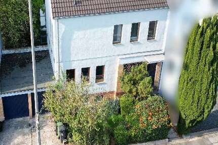 Haus zum Kaufen in Bonn-Duisdorf 628.000 € 164 m² 7 zimmer