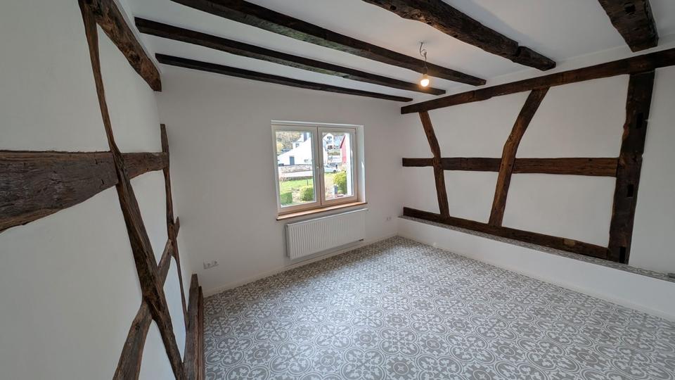 Einfamilienhaus Schleiden - 6 Zimmer, 180 m&sup2;, 1.600&euro; | Angebot:26135305