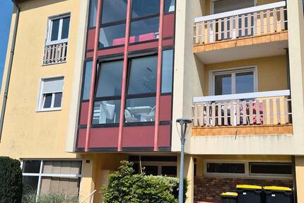 Wohnung Saarbrücken West - 2 Zimmer, 74 m&sup2;, 670&euro; | Angebot:26373490