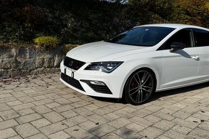Seat Leon 80.400 km 22.299 &euro; Tiefenbach 94113