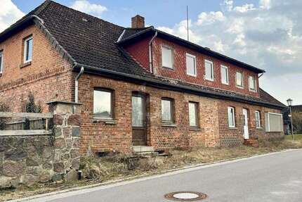 Haus Betzendorf - 17 Zimmer, 299.000&euro; | Angebot:26691898