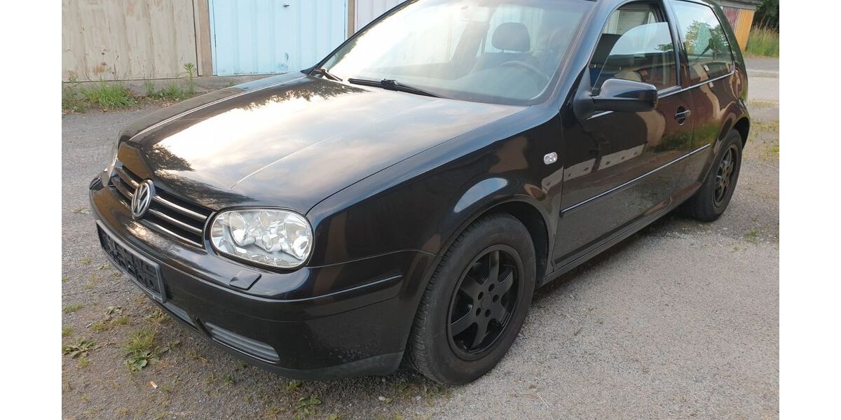 VW Bora 184.638 km 999 &euro; Haselbachtal 01920