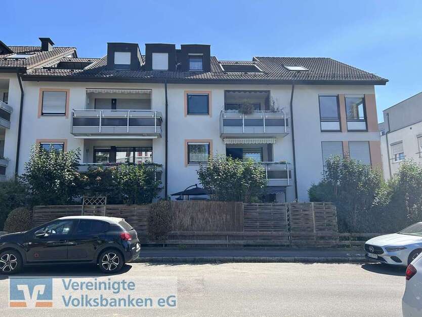 Wohnung zum Kaufen in Sindelfingen 240.000 € 70.4 m² 3.5 zimmer