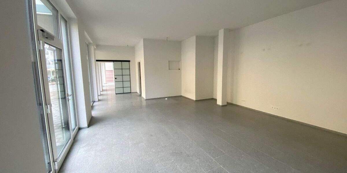 Gewerbeobjekt Lauf an der Pegnitz Lauf - 2 Zimmer, 90 m&sup2;, 288.400&euro; | Angebot:25731984