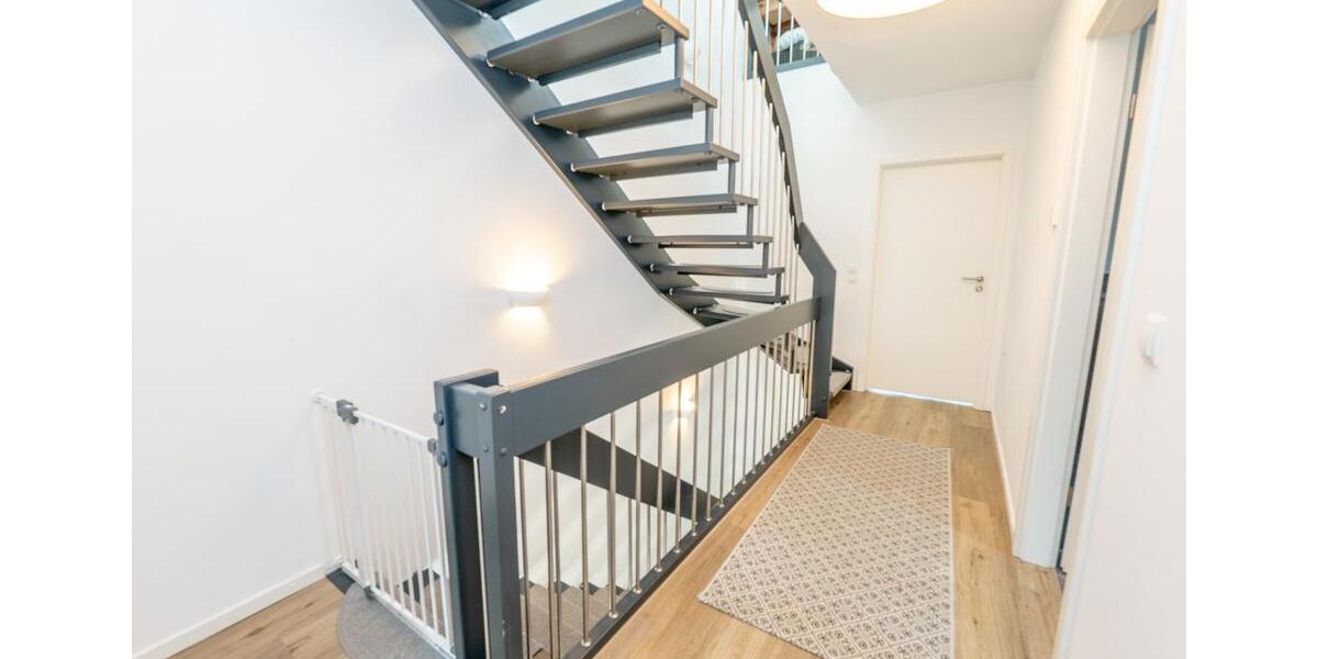 Doppelhaushälfte Stade - 4 Zimmer, 140 m&sup2;, 1.520&euro; | Angebot:26322699