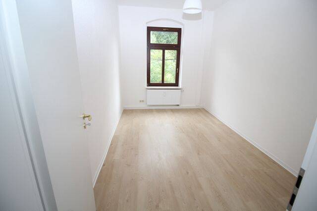 Hier investieren Sie richtig, denn Ihre Mieter ziehen nicht mehr weg - Mehrfamilienhaus, Wohnhaus Werdau Werdau, Stadt | Angebot:26905684