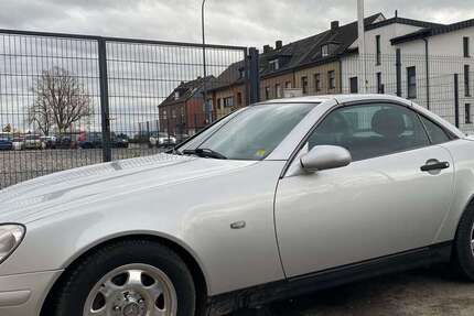 Mercedes-Benz SLK 200 78.000 km 5.299 &euro; Düren 52353