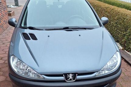 Peugeot 206 92.500 km 2.999 &euro; Moormerland 26802