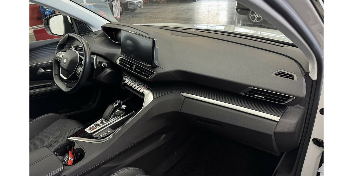 Peugeot 3008 1.6 225 Allure 1.Hand Plug-In Hybrid AHK 92.600 km 19.430 &euro; Lich 35423