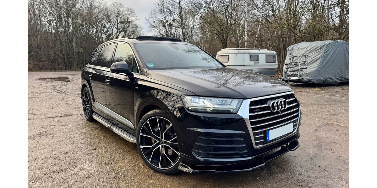 Audi Q7 142.775 km 37.500 € München 81249