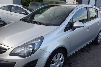 Opel Corsa 173.600 km 3.595 &euro; Remagen-Oberwinter 53424