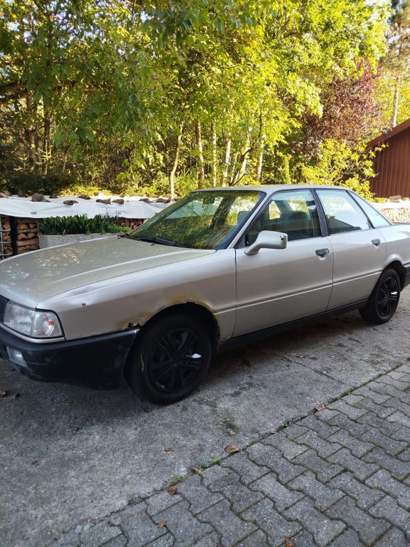 Audi 80 201.668 km 2.500 € Hofkirchen 94544