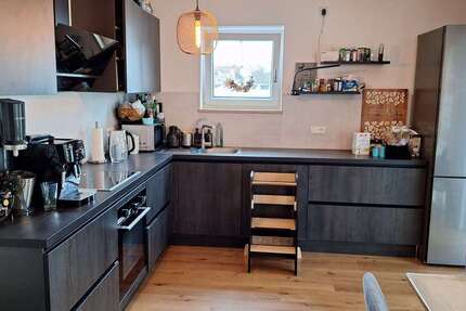 Wohnung Ergolding - 3 Zimmer, 82 m&sup2;, 1.110&euro; | Angebot:25081120